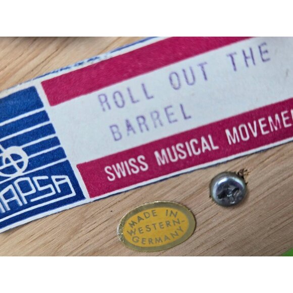 Vintage German Music Box Wine Goblet with Floral Design and Swiss Movement - Picture 9 of 9